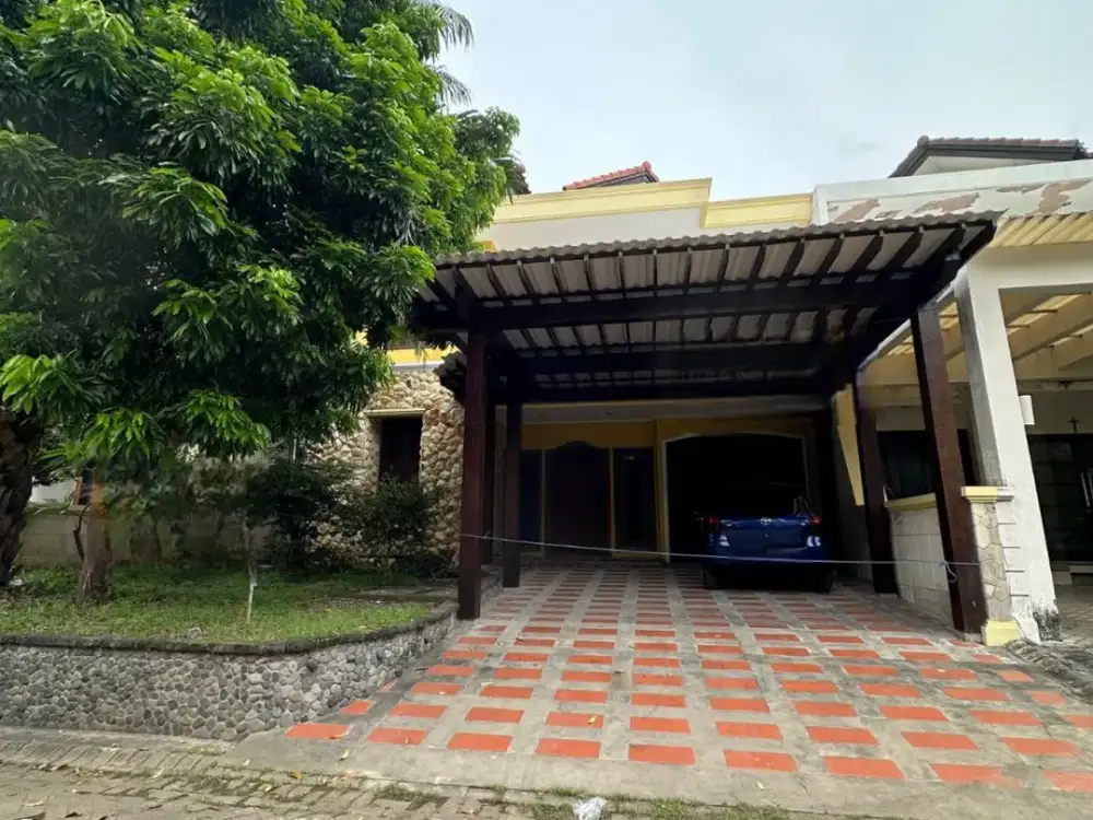 Rumah 2 Lantai Bagus Furnished di Dharmahusada Regency Siap Huni