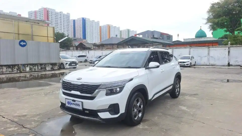 DP MURAH - KIA Seltos 1.4 E Bensin-AT 2020 Putih