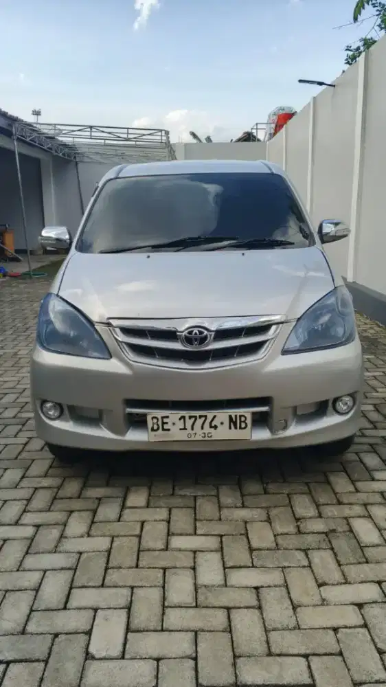 TOYOTA AVANZA G 2011