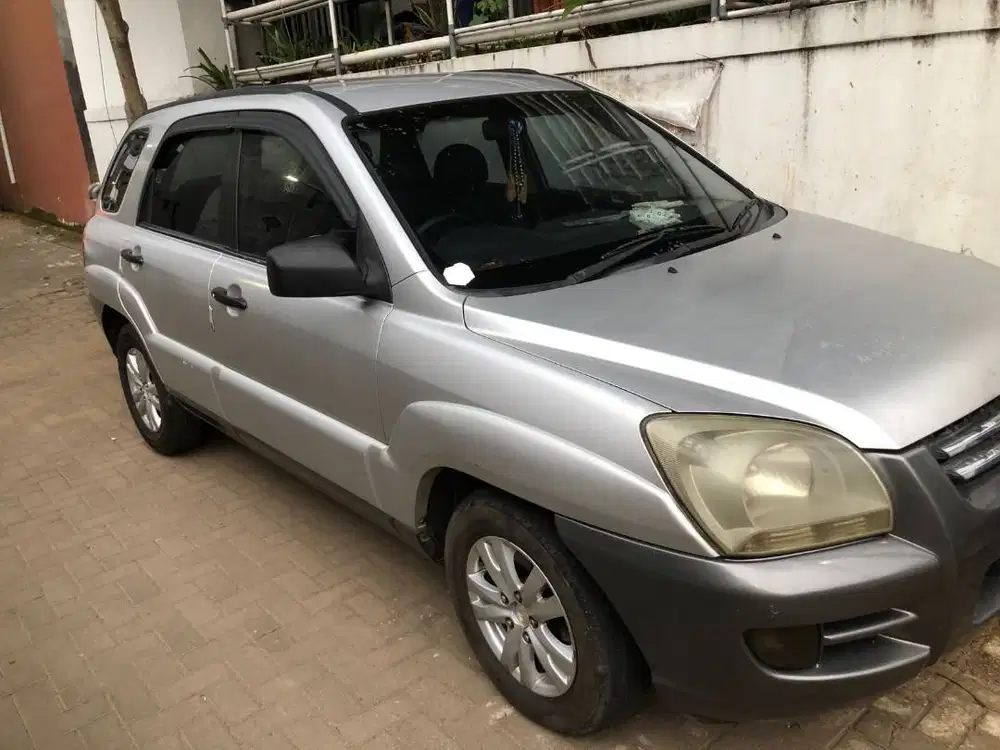 Kia Sportage II Tahun 2005 Mesin baru full service