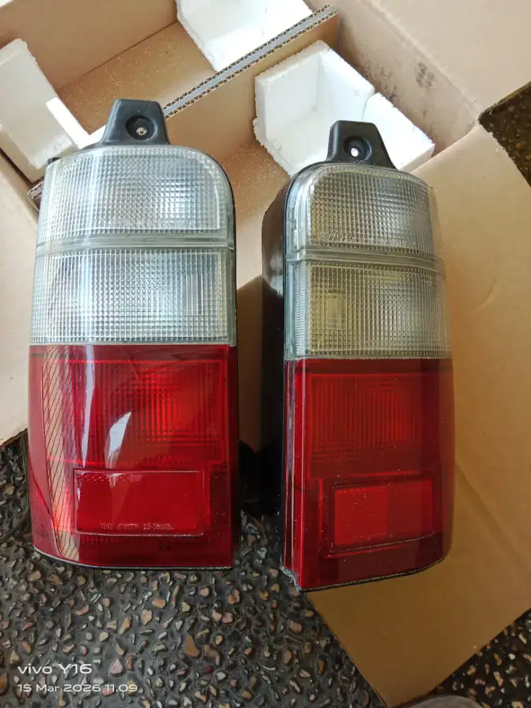 Stop lamp belakang kijang kapsul original