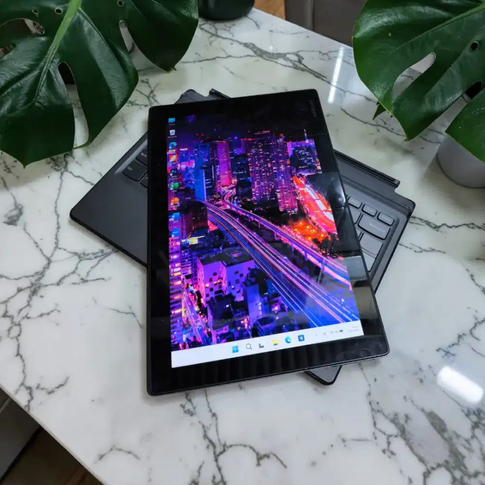 Laptop 2in1 Lenovo MIIX 520-81CG TOUCH FULSET BOX+PEN[RAM8GB SSD 256Gb