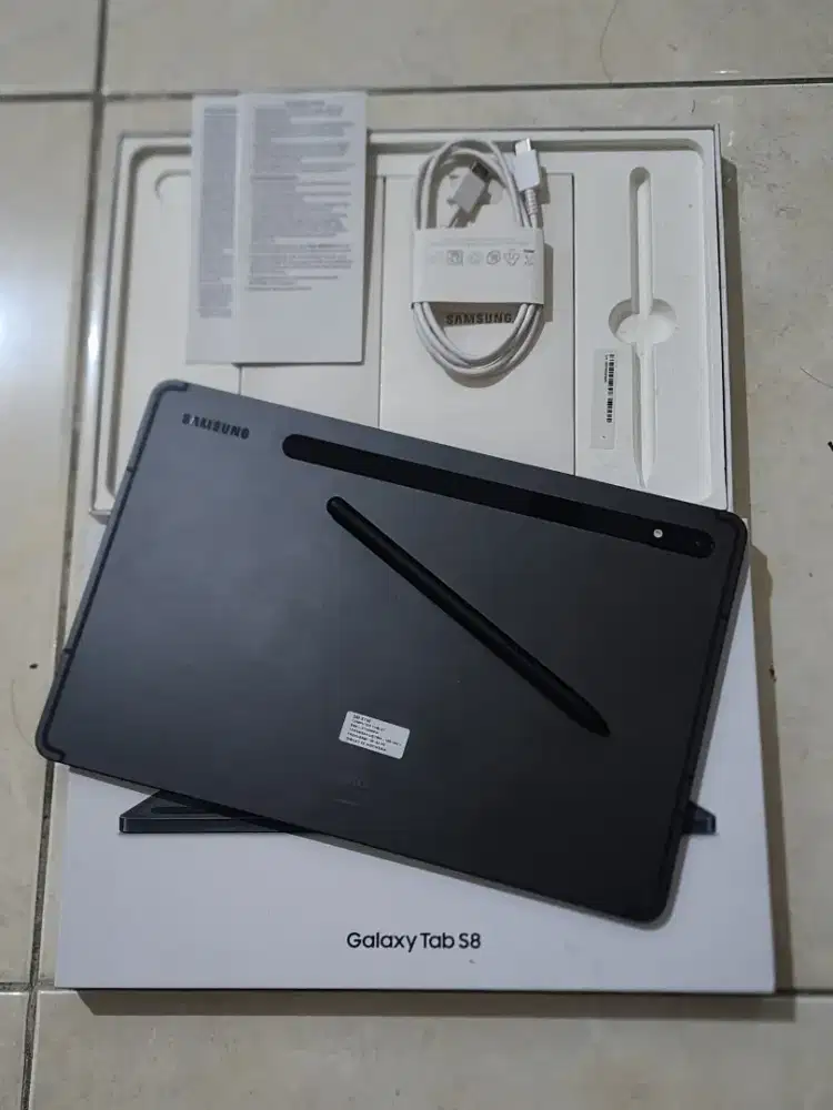 Samsung Tab S8 8/128Gb Wifi only, warna Hitam SEIN,  99,9% Sempurna