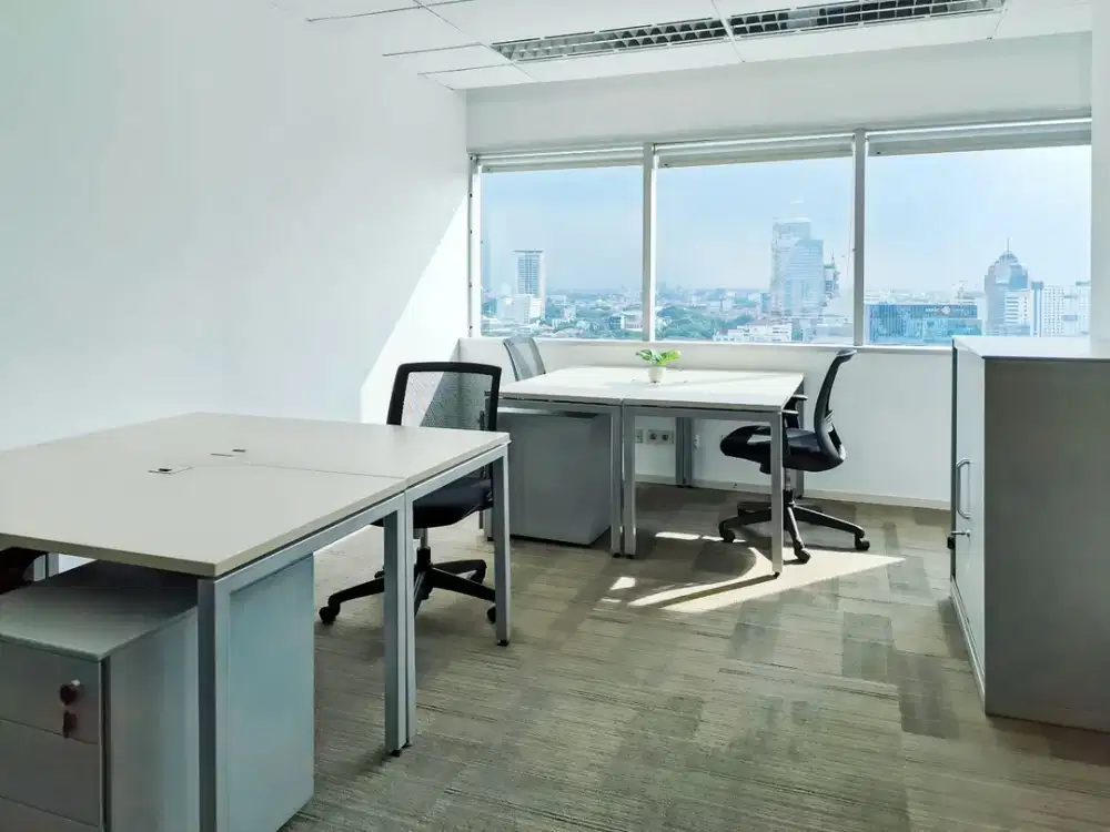 Regus - Regus Sinarmas Land Plaza (1ws)