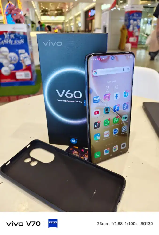 Vivo V60 5G 12/512 grs 09/2027 like new full original