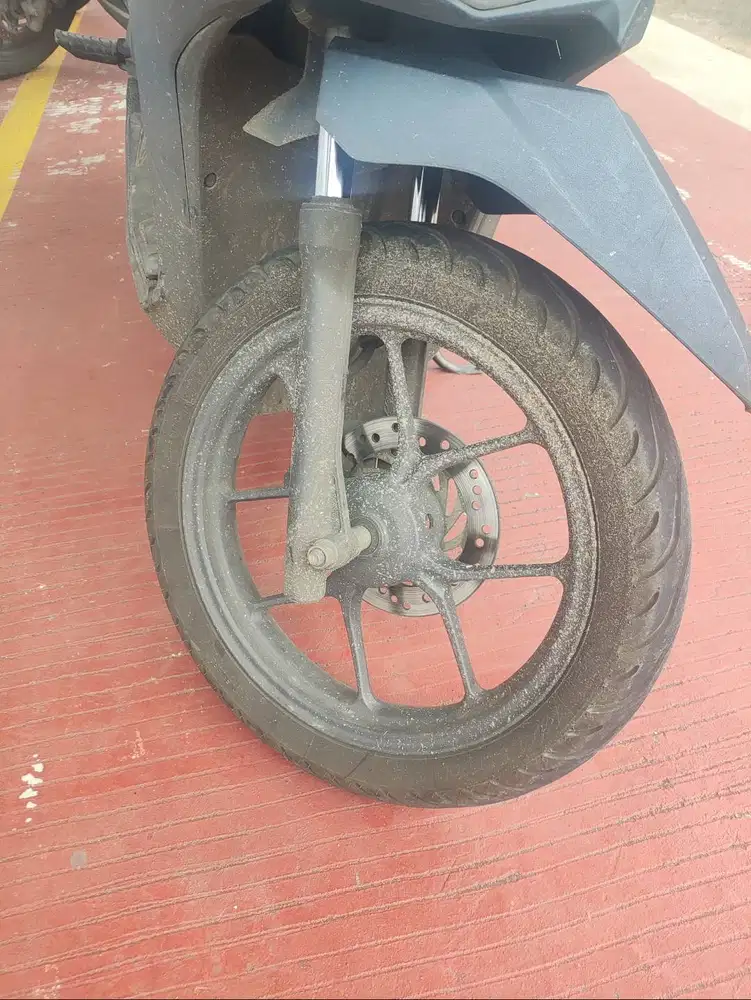 jual beat deluxe warna biru tahun 2023