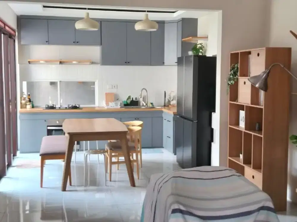 RUMAH IDAMAN 2 LANTAI FULL FURNISHED DEKAT IKEA, TOL, SEKOLAH CBCS, BAIS, RUMAH SAKIT, KOLAM RENANG DI TATAR SIMAKIRANA KOTA BARU PARAHYANGAN KBP