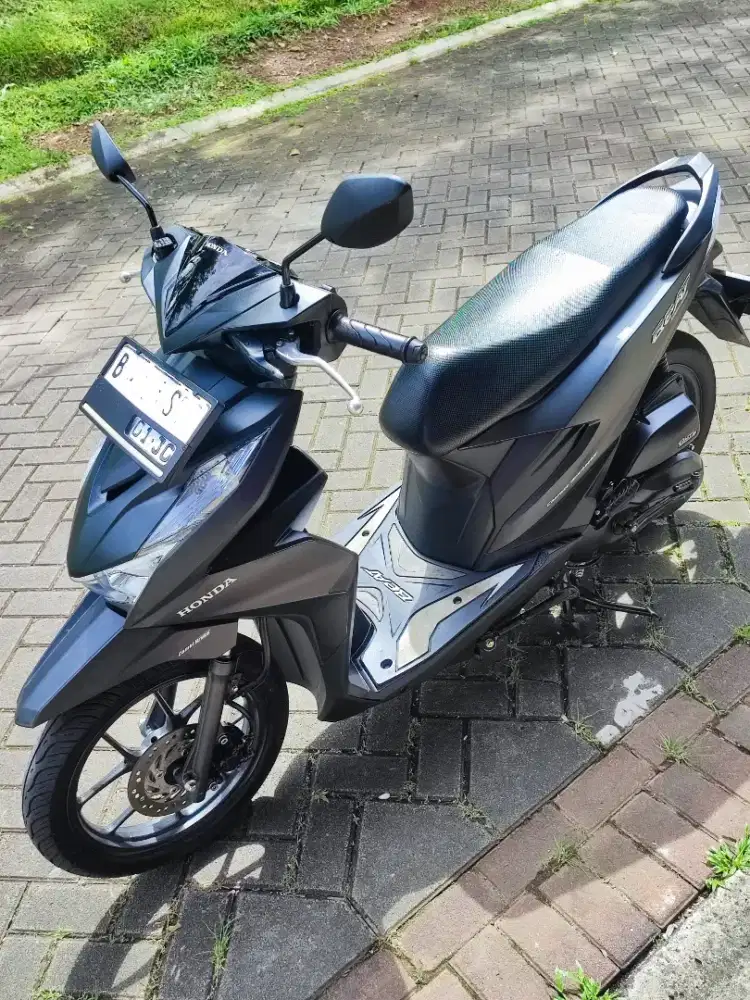 Honda Beat Deluxe ISS 2022 Super Low KM NEGO