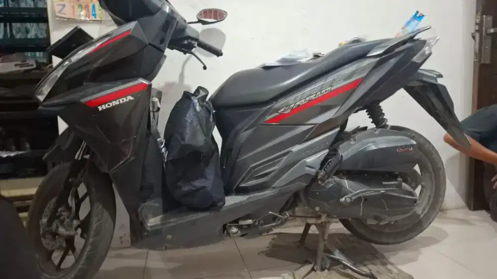 Dijual honda vario 125 tahun 2018