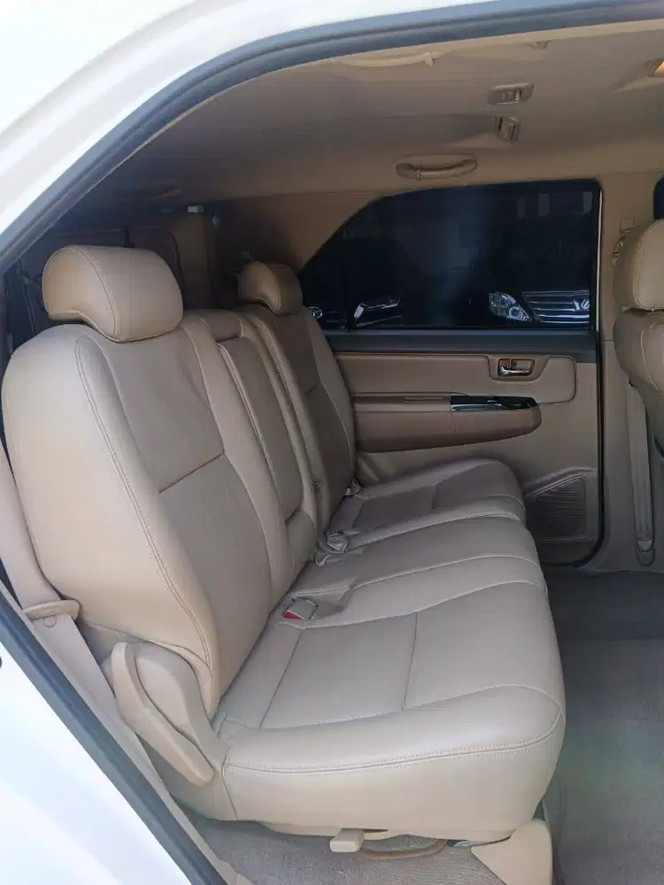 FORTUNER 2.5 VNT TRD AT 2013