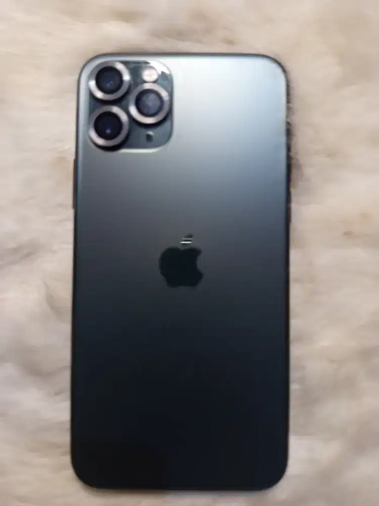 bU cepat sekarang ip 11 pro mulus no minus