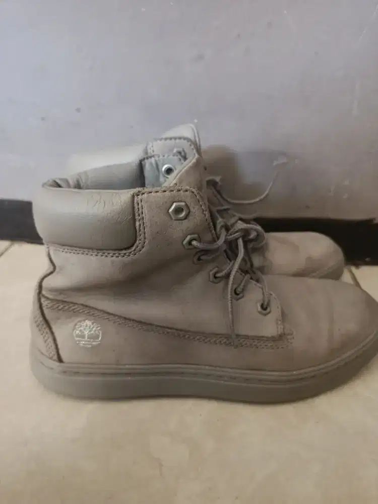 SEPATU BOOTS TIMBERLAND