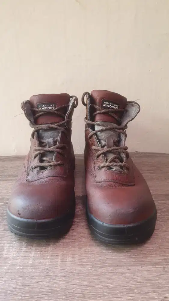 Sepatu Boots Safety Rockport