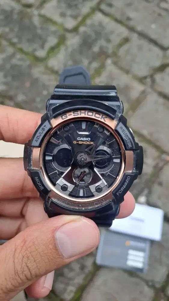Jual Jam Tangan G-Shock GA-200RG-1ADR Original Lengkap Bekas