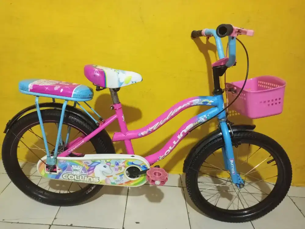 SEPEDA ANAK CEWEK UKURAN 18 GRES KOKOH SIAP PAKAI