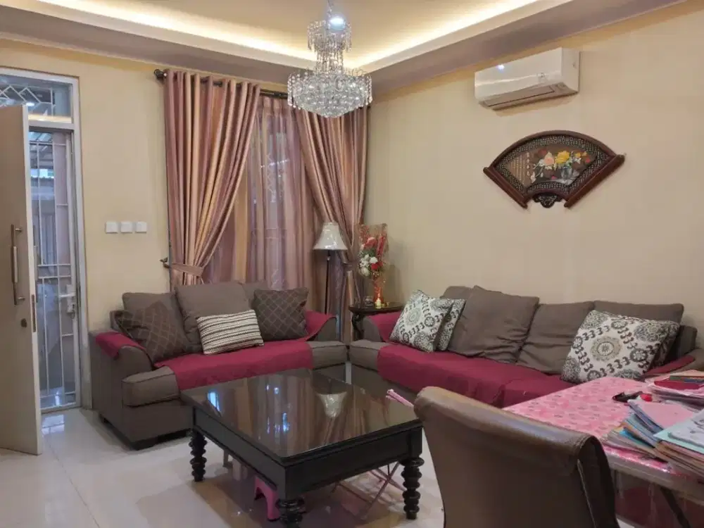 Dijual Rumah Rapih Full Furnished Cluster Garcia - Modernland Tangerang