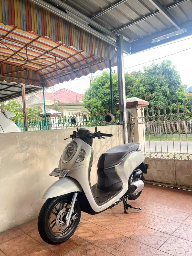 Honda Scoopy Prestige