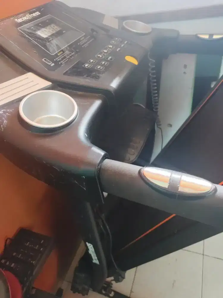 Dijual cepat Alat Treadmill