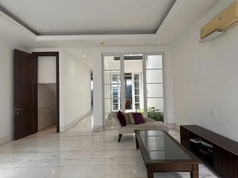 Kensington Addington 3BR Private Lift – Middle Floor – Full Furnished