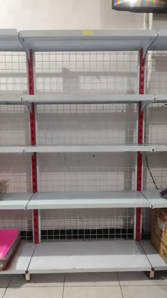 Rak display minimarket