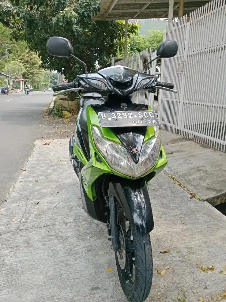 Xeon 2011 pajak panjang