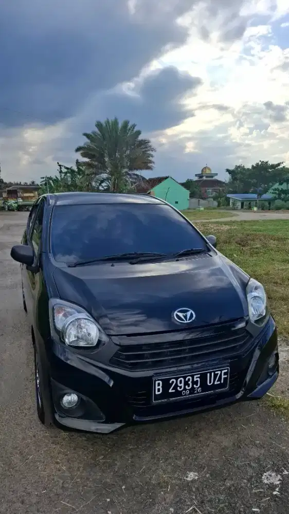 Dayhatsu ayla 2021 lengkap
