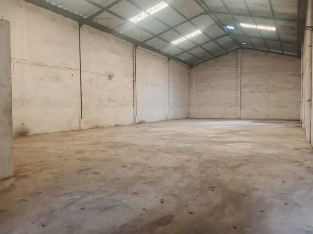 DISEWA GUDANG SAFE N LOCK SIDOARJO LB 360 ADA KANTOR DAN KM