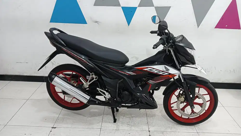 Honda Sonic 150 R 2017 Dp.0