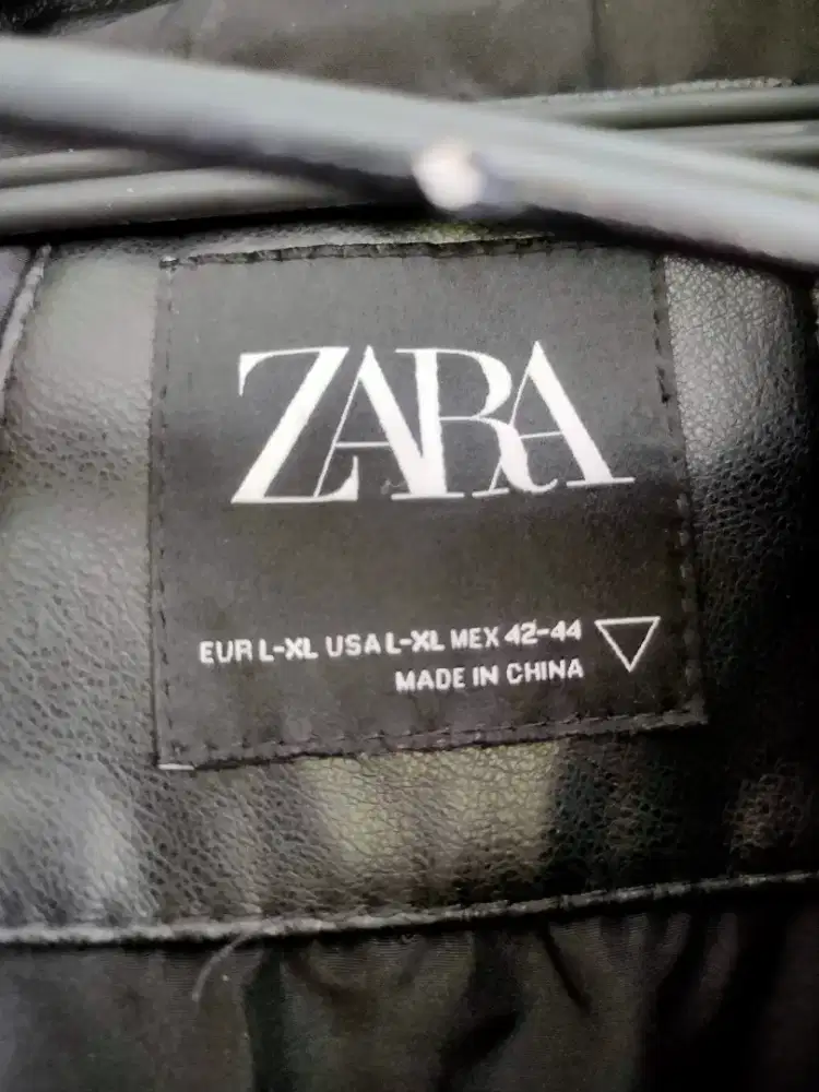 Jual Cepat Jaket Kulit Zara 100 % Orisinil  Like New Beli dari Baru
