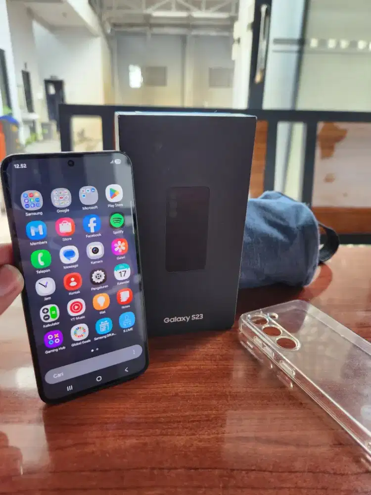 Samsung S23 8/256 GB SEIN Mulus Like New Fullset