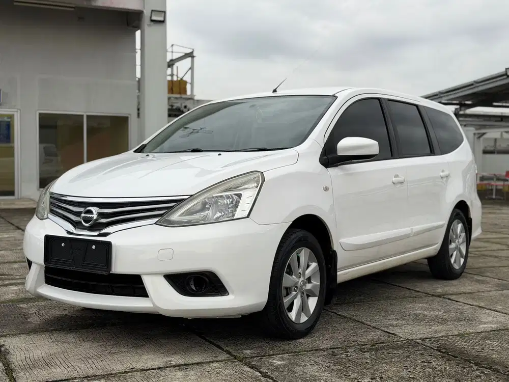 Nissan Grand livina 2015 Bensin