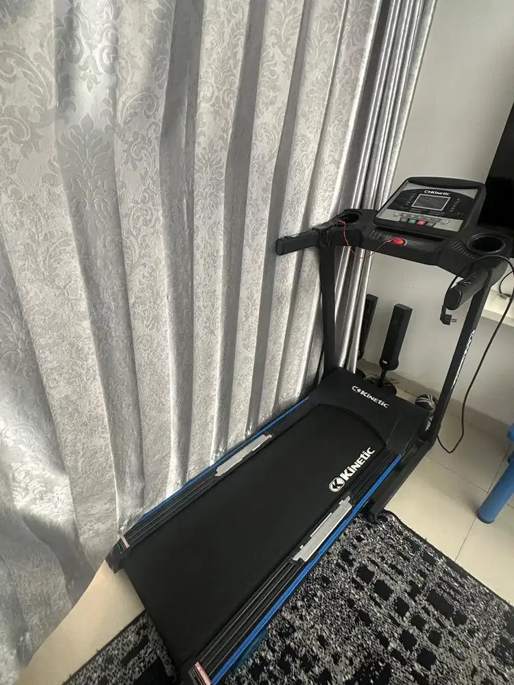 Treadmill Elektrik Kinetic Ace Hardware