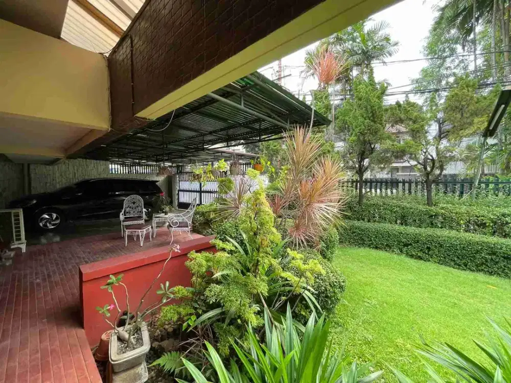 Dijual rumah hitung tanah dibawah NJOP di hanglekiu kebayoran baru lokasi premium