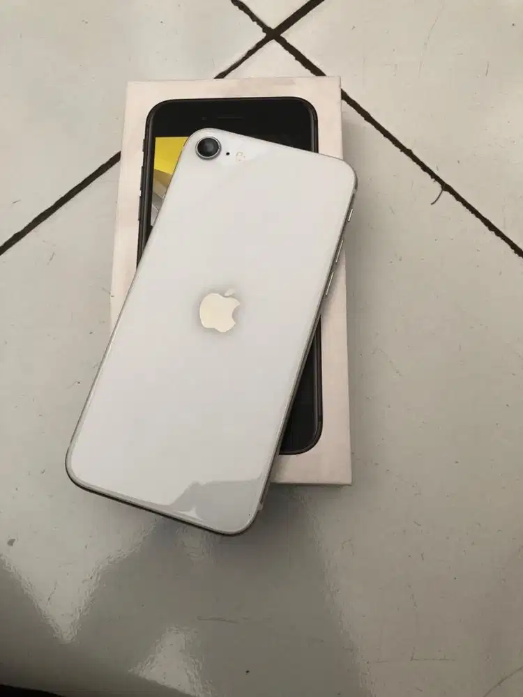 iphone SE 2020 64GB  ibox