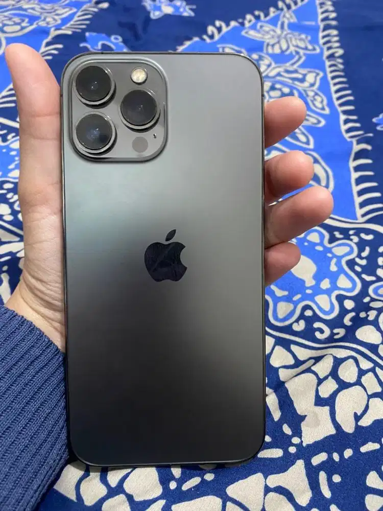 Apple iphone 13 pro max 128gb pecah layar dikit ex ibox normal