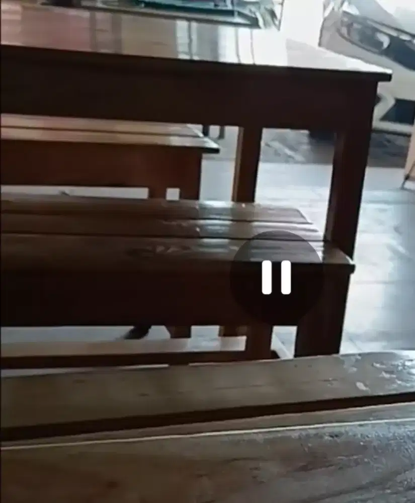 Jual cepat 4 meja panjang 8 kursi panjang