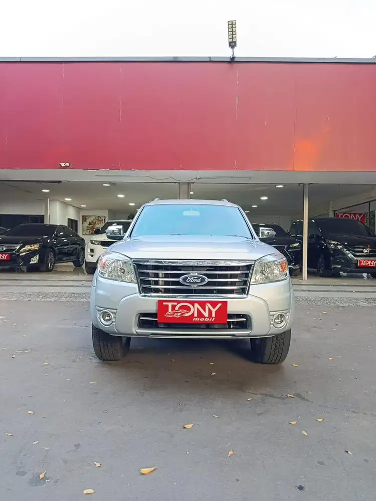 #Tony Mobil# Ford Everest 2.5 XLT AT 2011 Silver