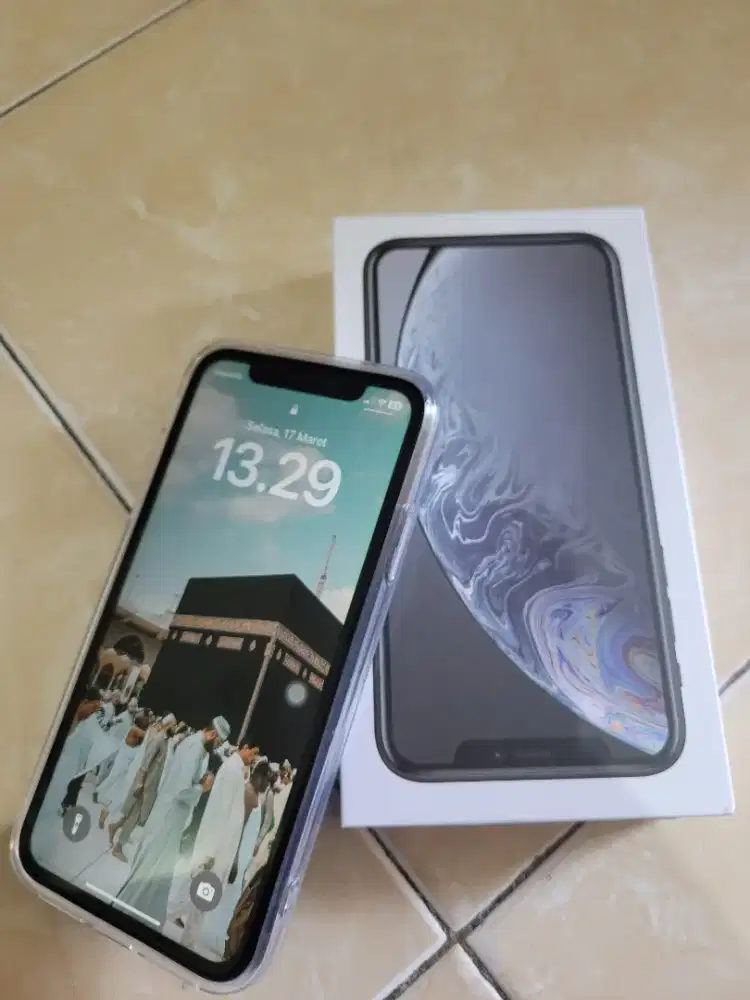 I phone XR Rp. 4,2 nego