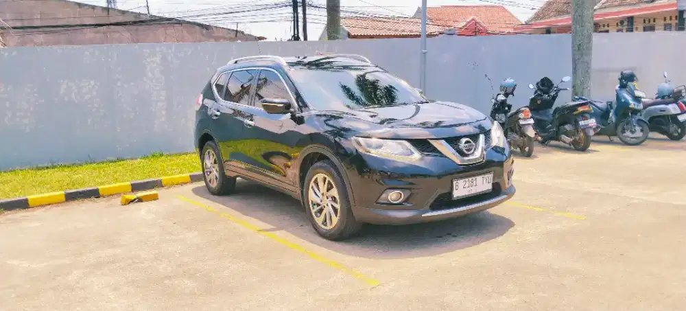 Nissan Xtrail 2.5 CVT AT Nik 2018 Pemakaian 2019, Tangan pertama