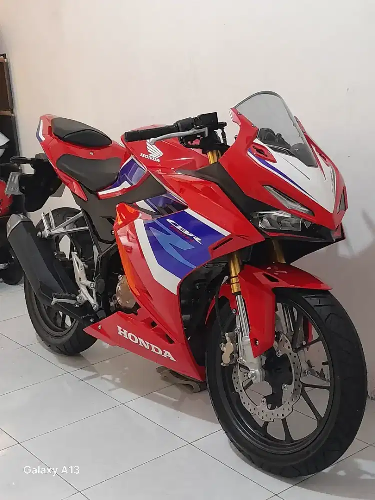 Honda CBR 150R Tahun 2024 bulan 12