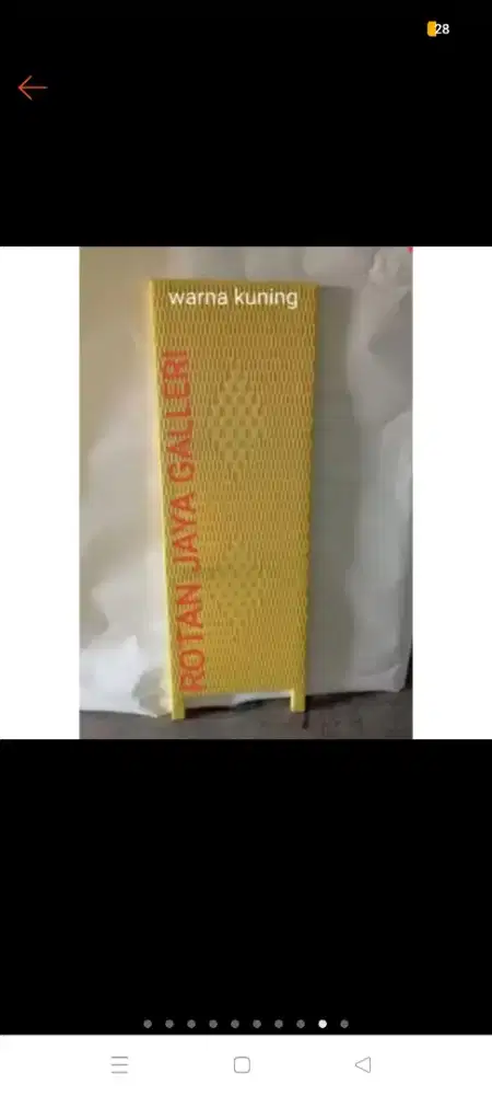 Sekat Rotan Portable