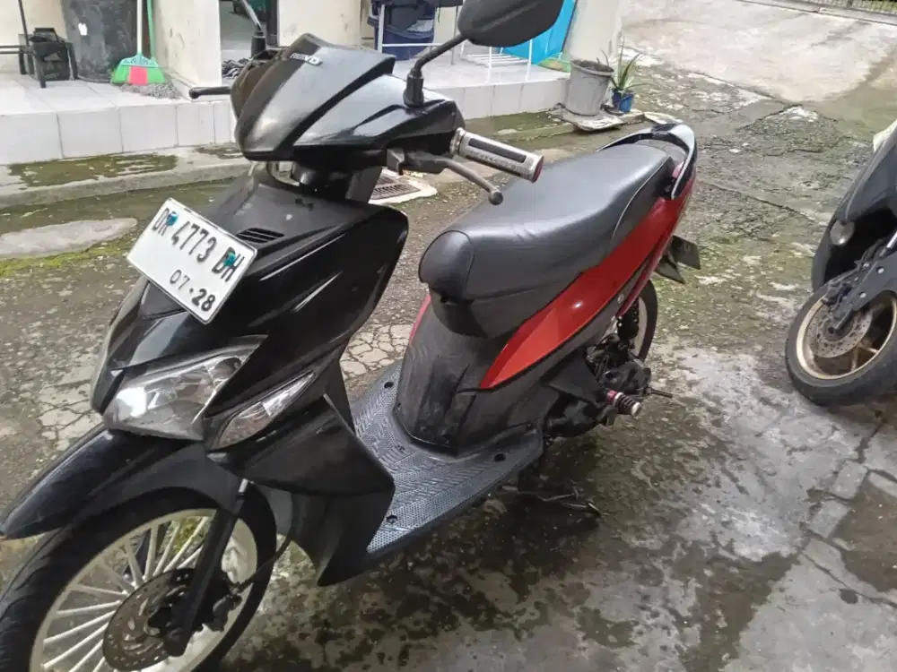 Dijual Vario 2008 Surat-surat lengkap pajak on + velg ORI dan variasi