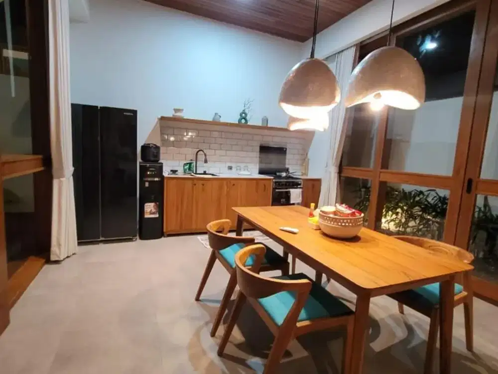 Villa Gaya Modern Full Furnished Dijual, di Kutuh Badung Area