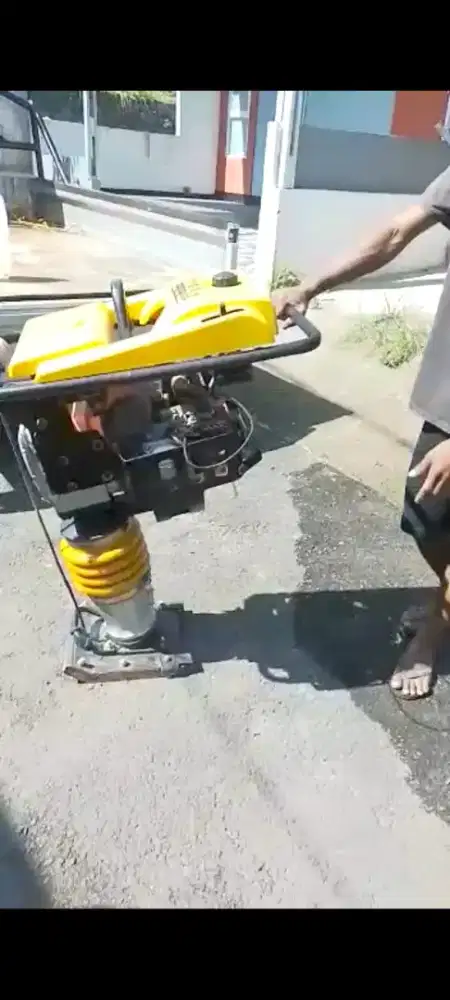 Molen genset jack hamer stamper kuda stamper kodok baby roller