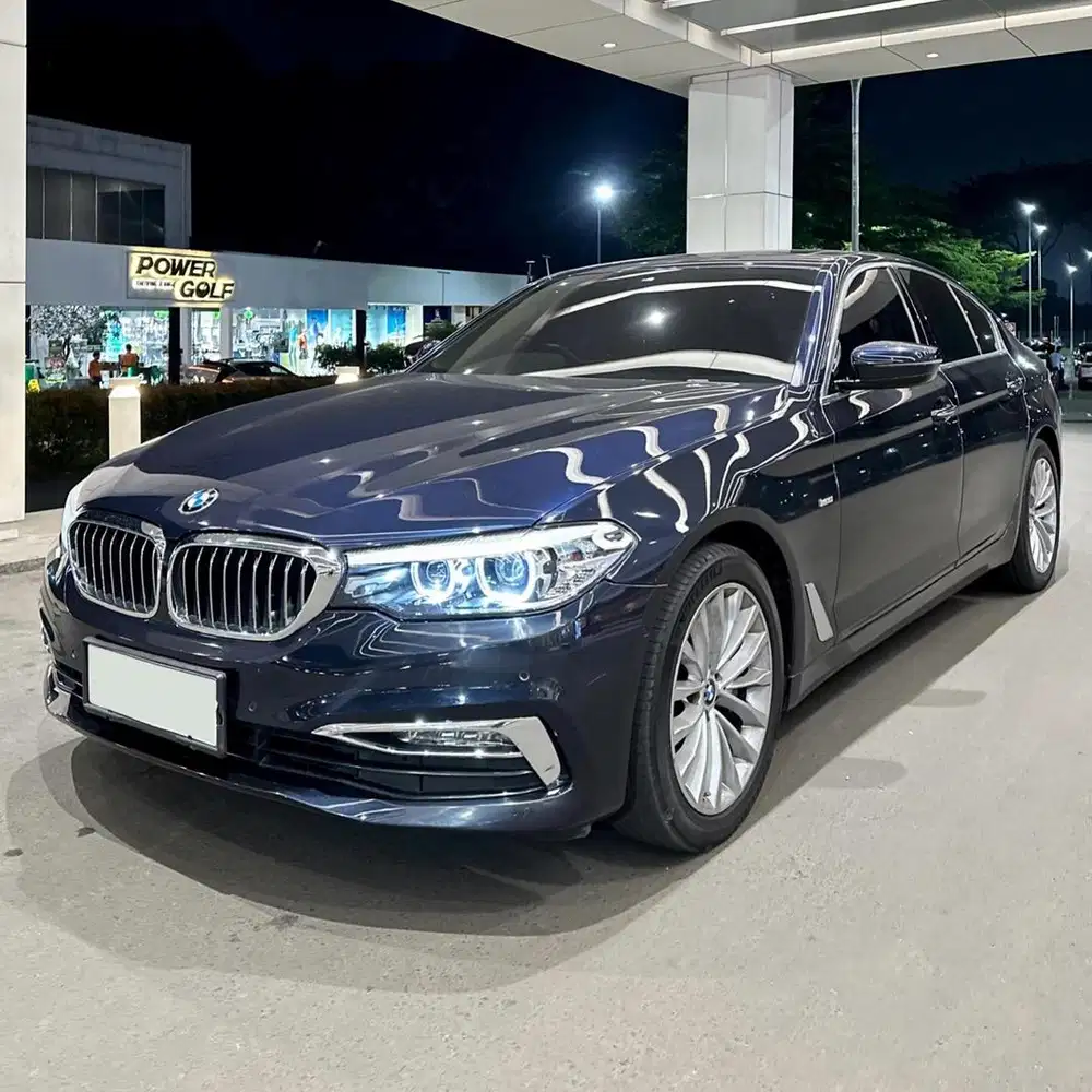 (CASH) BMW 530i G30 2018