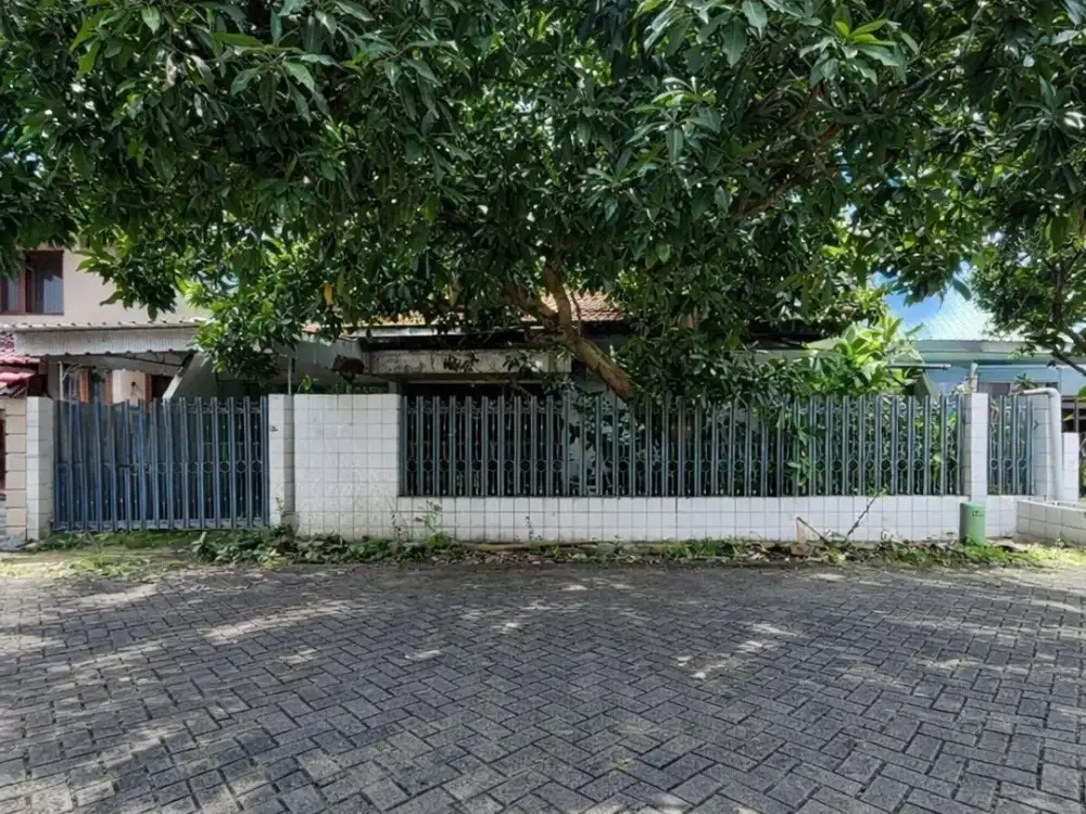HITUNG TANAH! Dijual rumah manyar tirtoyoso selatan