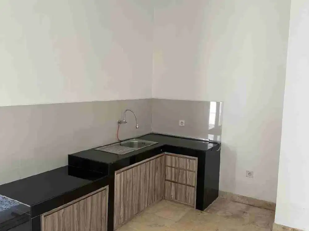 Disewakan murah banget rumah mewah PIK golf island 4+1BR sudah AC tiap kamar