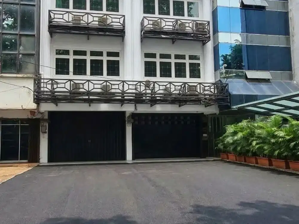 RUKO GANDENG 4 LANTAI PERMATA HIJAU SIAP HUNI DEKAT SENAYAN DAN AKSES TOL