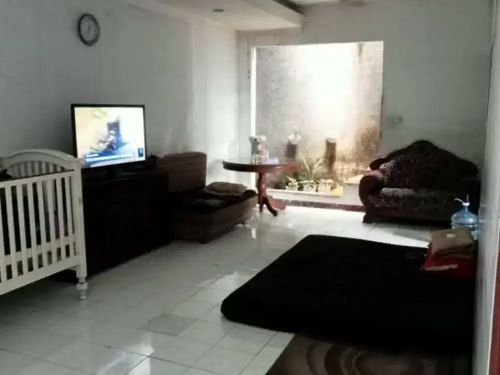 RUMAH LUAS NYAMAN STRATEGIS 2 LANTAI SIAP HUNI DI NATA ENDAH BANDUNG