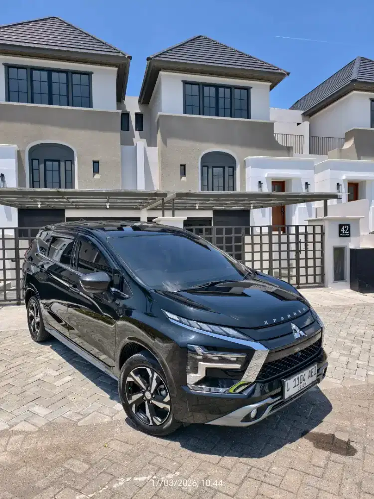 Mitsubishi Xpander Ultimate 1.5 CVT Istimewa like new
